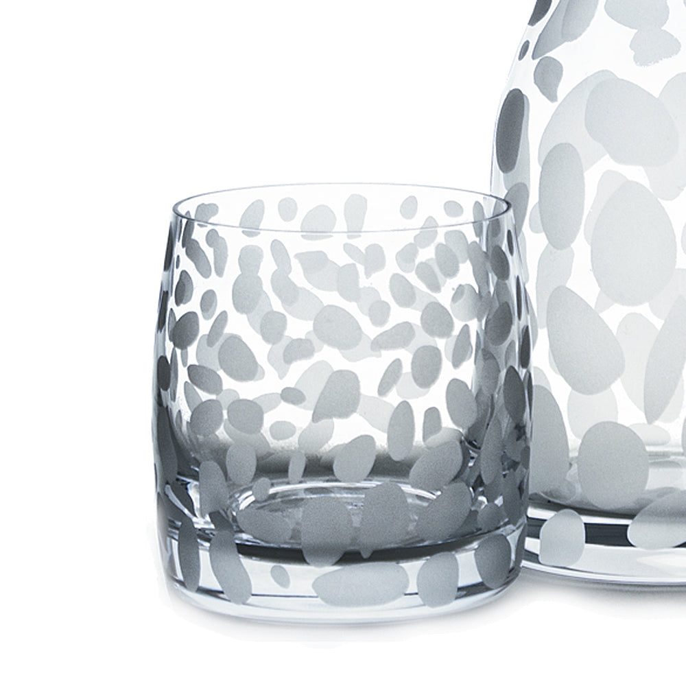 kleiner Kristallbecher mit mattem Design