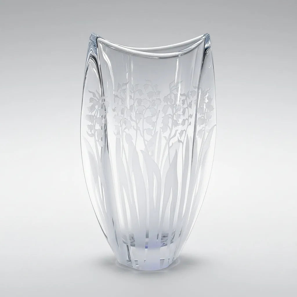 große Kristallvase mit Maiglöckchenmotiv