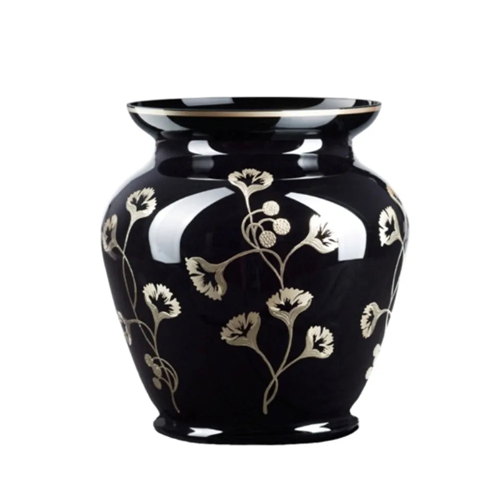 schwarze Vase mit goldenem Gingko Design