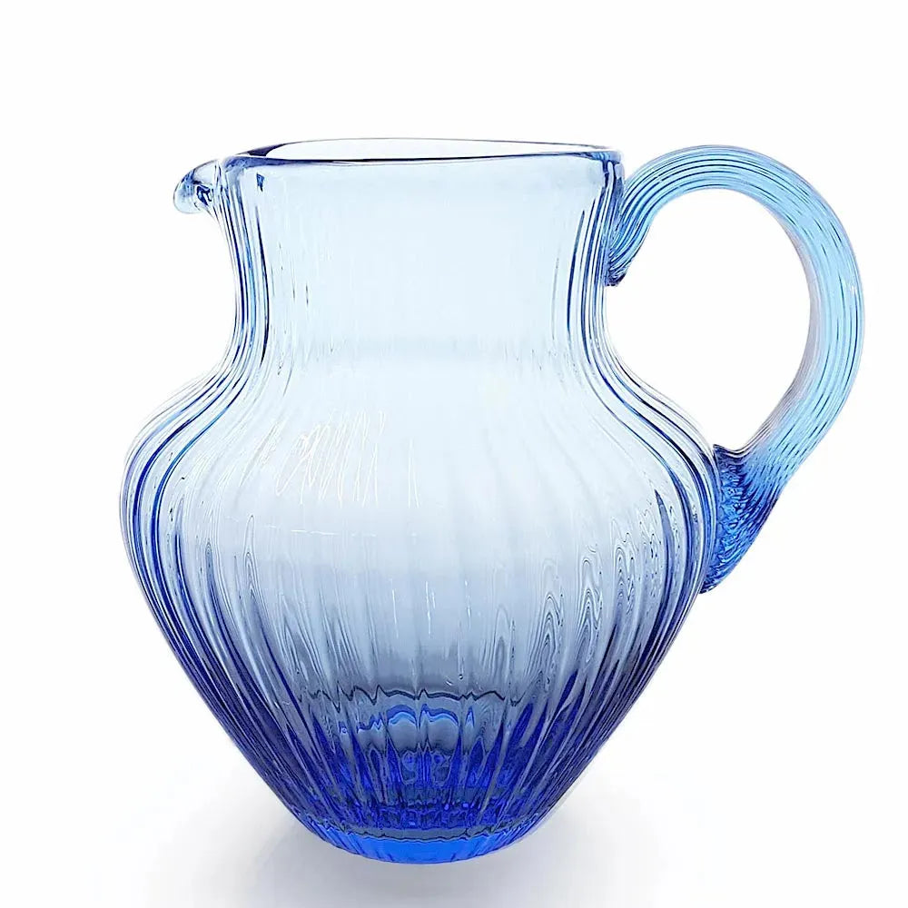 Hellblauer Kristallglas Krug