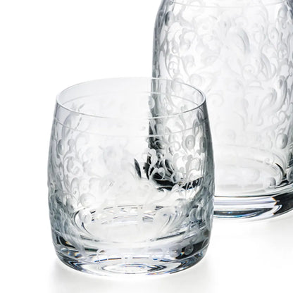 kleine Karaffe mit passendem Becher, Hand graviert