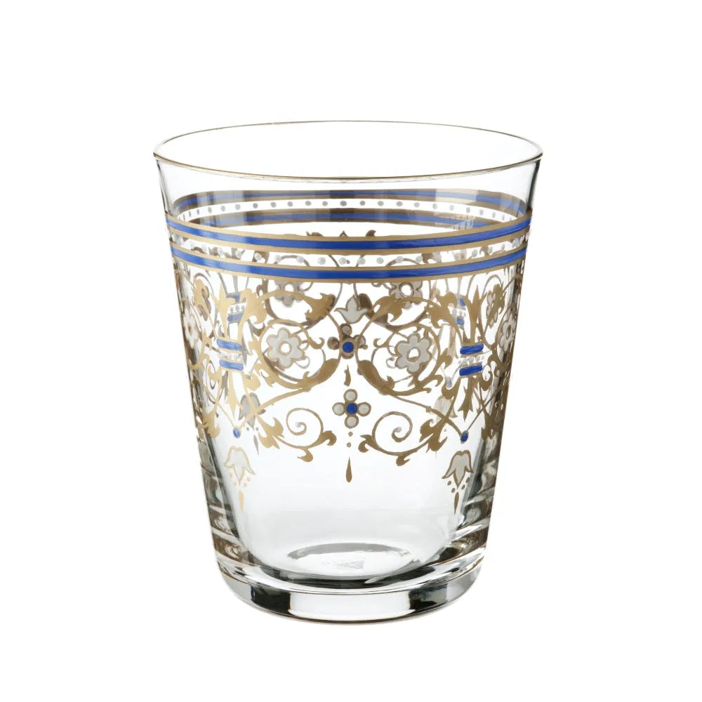 Becher, handbemalt mit orientalischem Dekor.