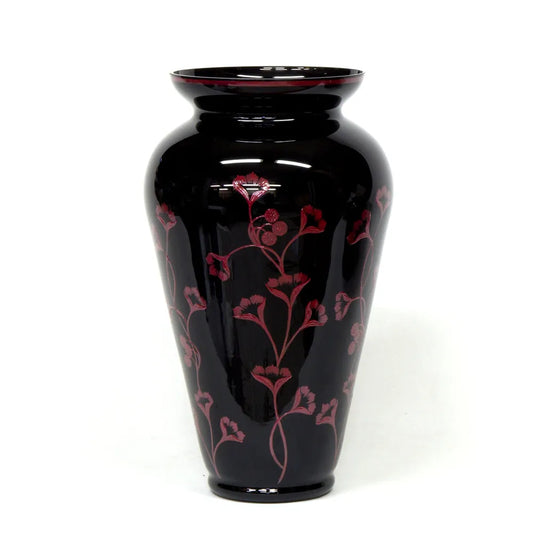 schwarze Bodenvase mit dunkelroter Marei