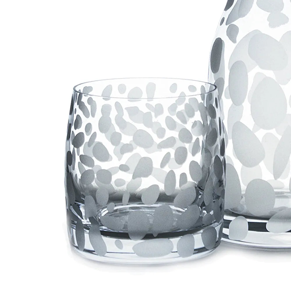 kleiner Kristallbecher mit mattem Design