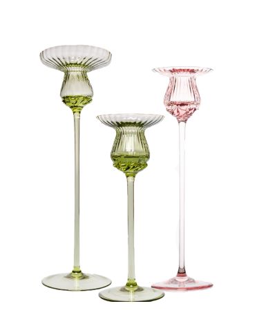 3 elegante Kerzenhalter aus farbigem Kristallglas in olivgrün und rosé